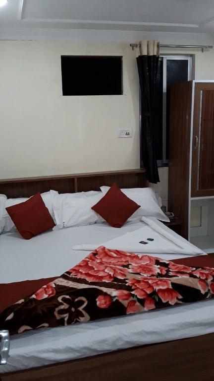 Oyo 66643 Khan Guest House Kolkata Bagian luar foto